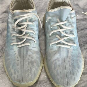 Adidas Yeezy lite blue Sneakers